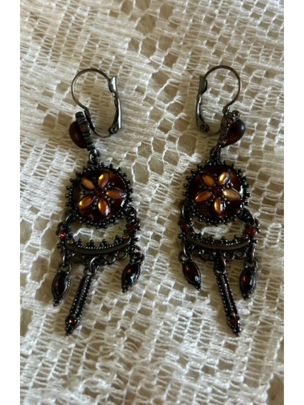 Vintage Style Amber and Black Dangle Earrings